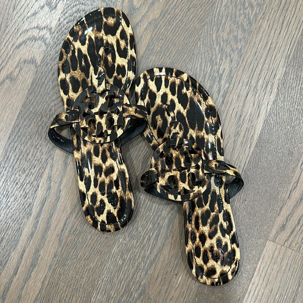 Tory Burch leopard print flats | Tory Burch logo sandals | Woman’s size 10